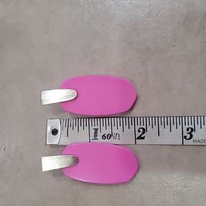 Kendra Scott pierced earrings excellent condition